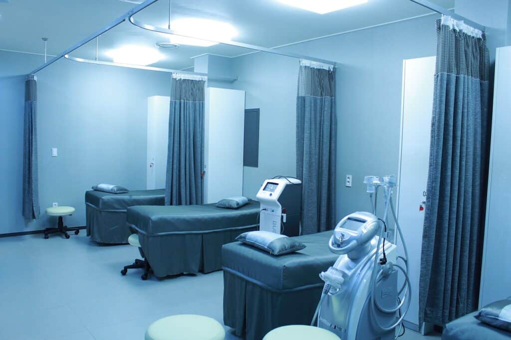hospital ward 1338585 1280